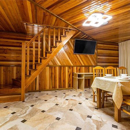Zeleniy Bir Hotel Буковел Екстериор снимка