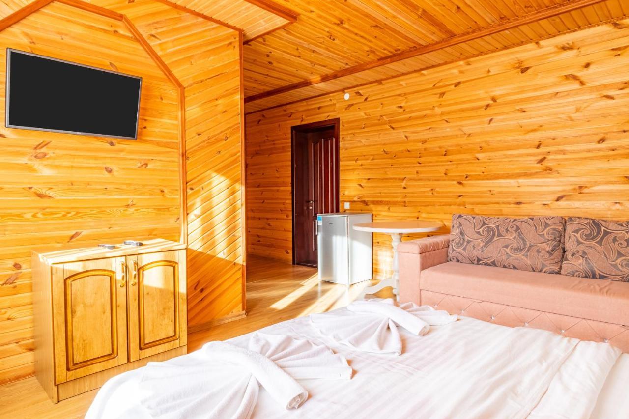 Zeleniy Bir Hotel Буковел Екстериор снимка