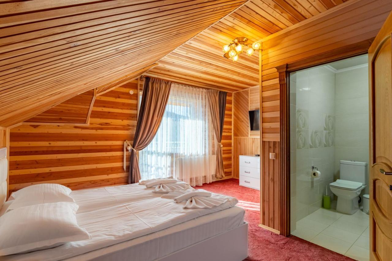 Zeleniy Bir Hotel Буковел Екстериор снимка