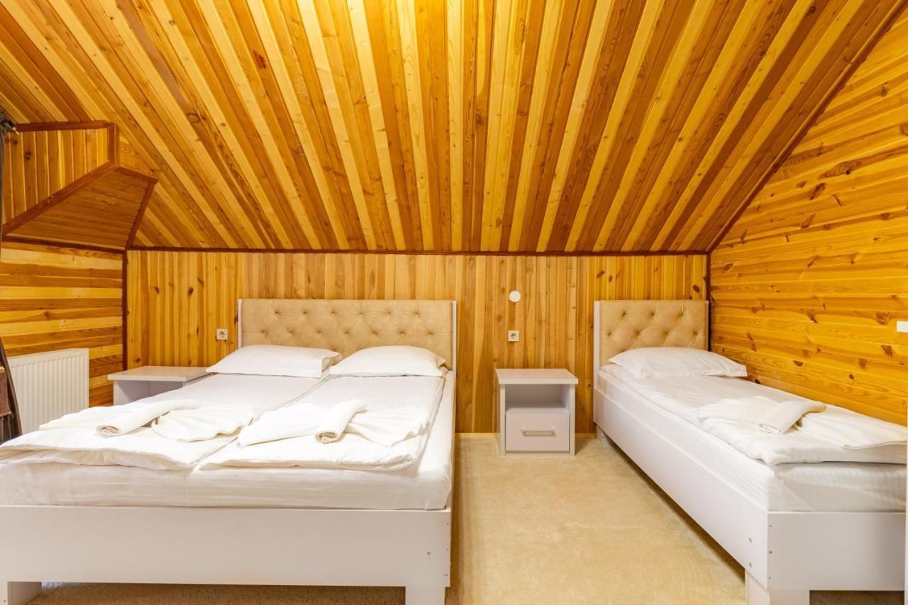 Zeleniy Bir Hotel Буковел Екстериор снимка